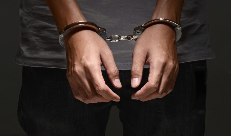 How Arizona Defines Resisting Arrest Under A.r.s. § 13-2508